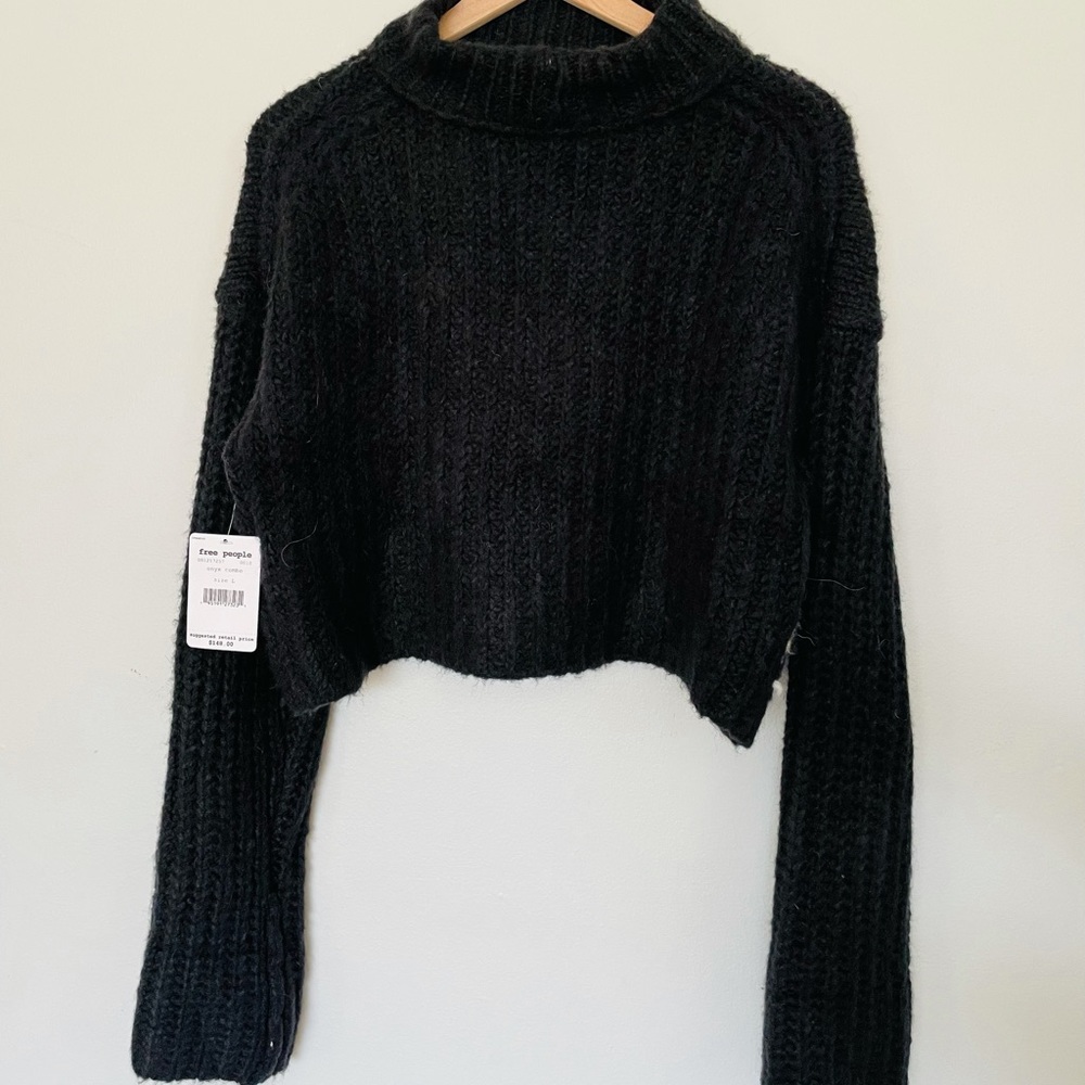 Free People NWT onyx combo crop sweater - Picture 4 of 8